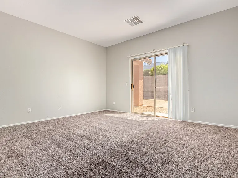 7927 W Mohave St — Photo 14