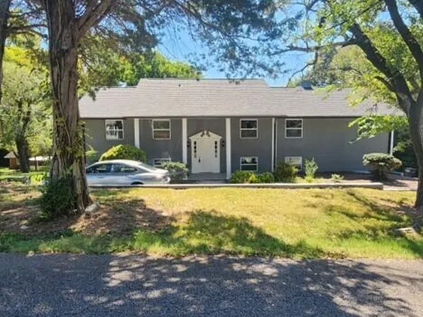 1242 Strange Rd, Lenoir City, TN 37772