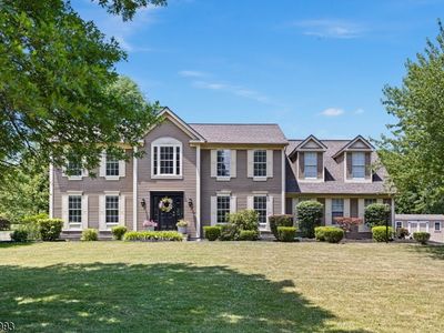 11 Woodside Ln, Flemington, NJ, 08822