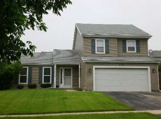 356 Wildwood Dr, North Aurora, IL 60542