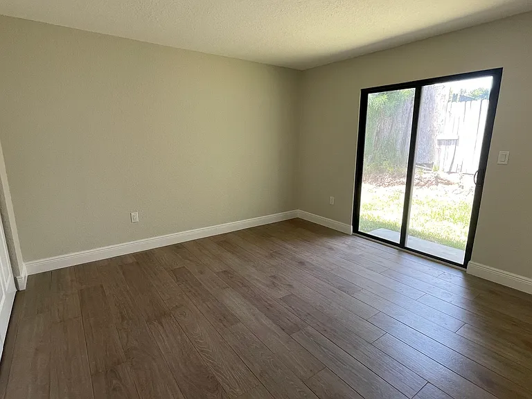 Monvil Apartments — Photo 7