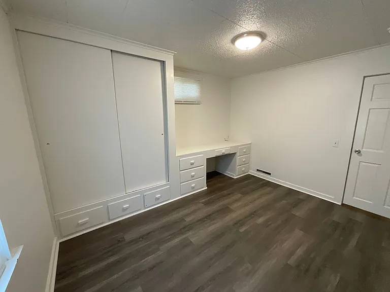 604 Adams Ave — Photo 7