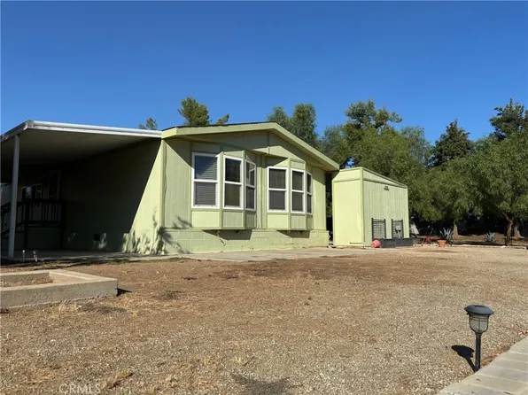 30790 Triple Crown Rd, Homeland, CA 92548