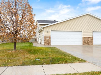 4758 Townsite Pl S, Fargo, ND, 58104