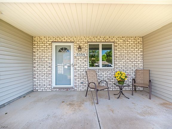 3rd image of 535 Wilcox Rd