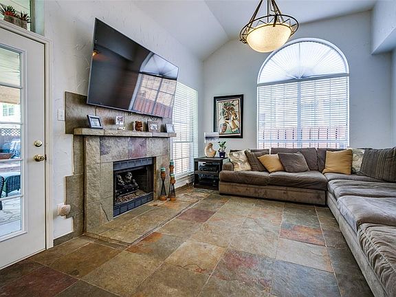 4th image of 2329 Treyburn Ct