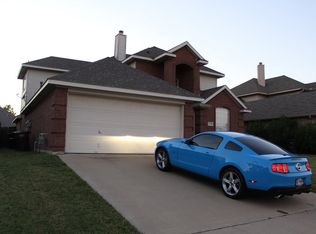 7759 Summerbrook Cir, Fort Worth, TX 76137