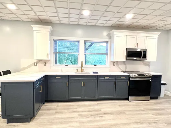 (undisclosed Address), Smithtown, NY 11787