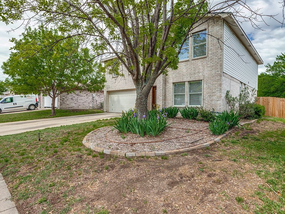 1st image of 4504 Courtside Dr