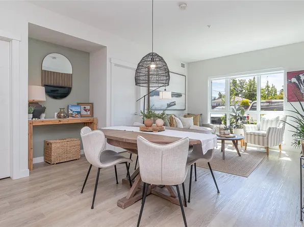120 Jensen Ave W #106, Parksville, BC V9P 0H6