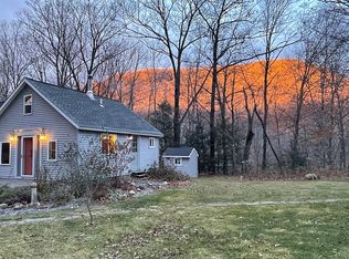 2902 Danby Pawlet Rd, Pawlet, VT 05761