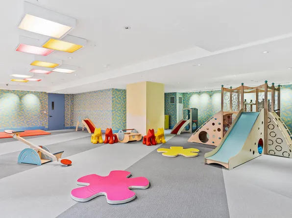 100 Barclay Street image 29 of 37