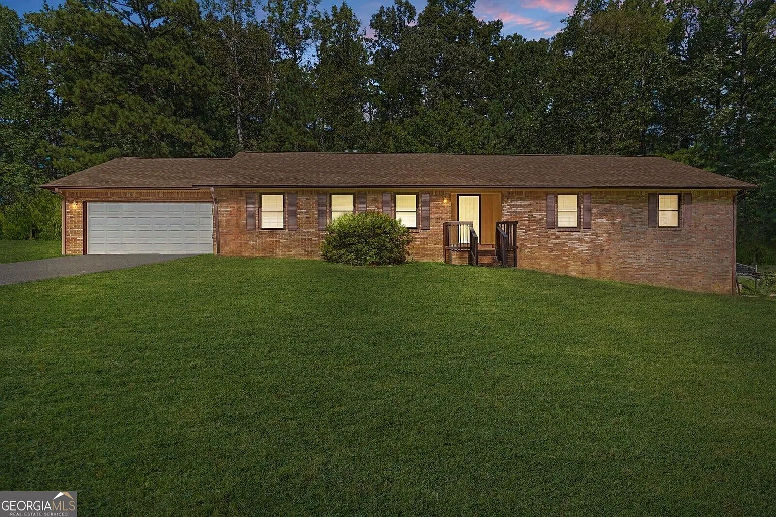 2224 Barbara Ln photo 1