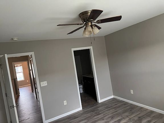 5th image of 3902 Swinton St