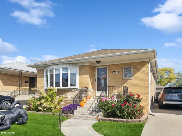 4825 N Sayre Ave, Chicago, IL 60656