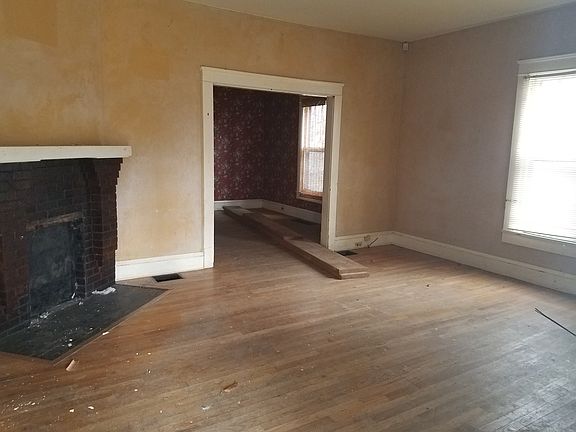 5th image of 721 Banks Ave