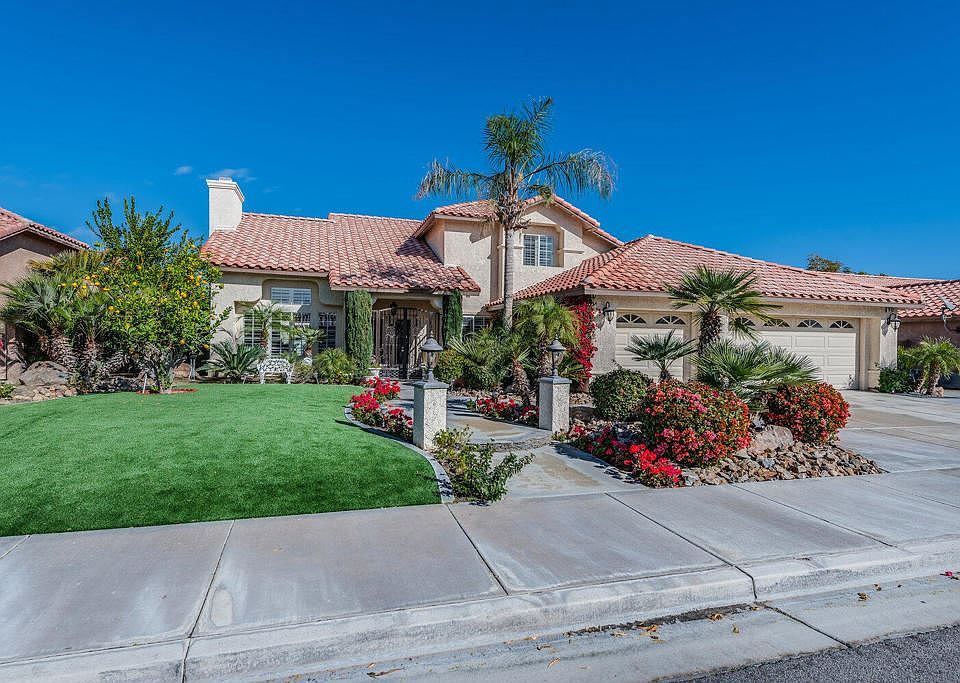 1st image of 78552 Pompeii Ct