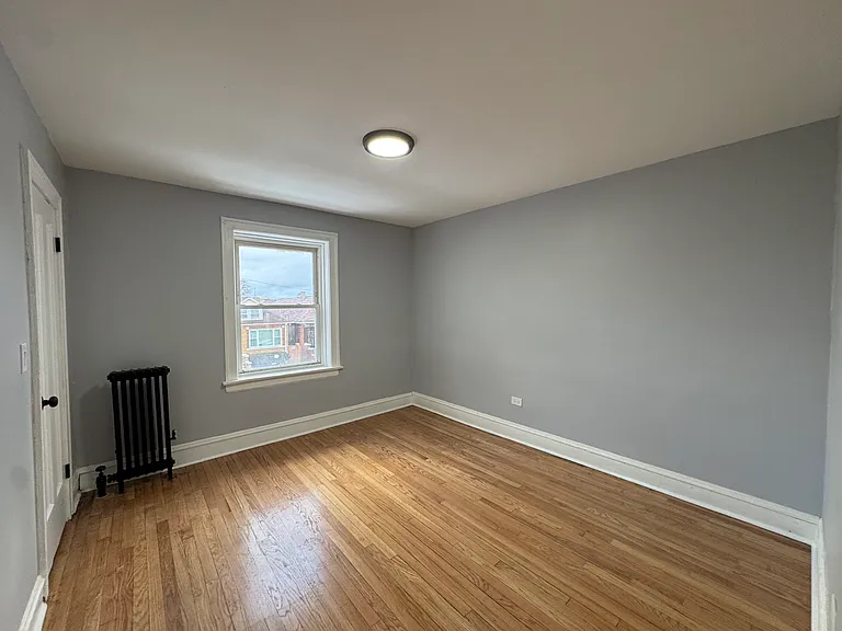 5019 W Saint Paul Ave #1 — Photo 4