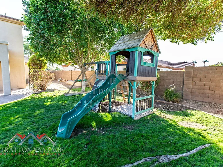 14616 W Windward Ave — Photo 53