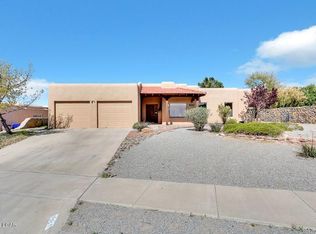 1984 Salinas Dr, Las Cruces, NM 88011