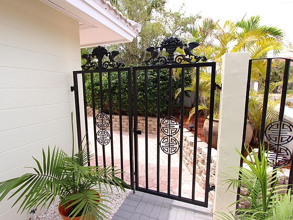 5th image of 1104 S Moonmist Ct