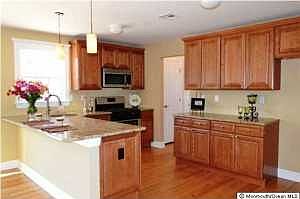 2nd image of 1412 Burns Ave