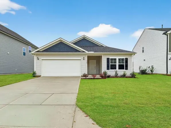 460 Hallingsfield Way, Zebulon, NC 27597