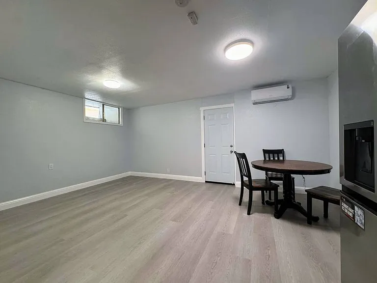 641 S 10th St — Photo 3