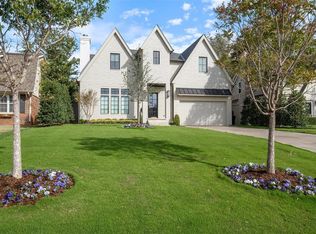 1121 Tedford Way, Nichols Hills, OK 73116