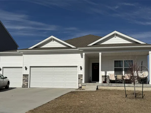 10509 Powell Ave, Johnston, IA 50131