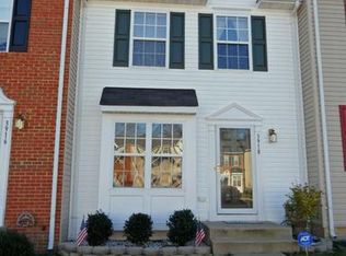 3918 Saint Michaels Sq, Fredericksburg, VA 22408