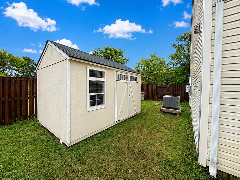 22089 Saint Inigoes Ct — Photo 18