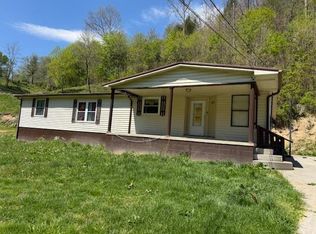 167 Honaker Rd, Richlands, VA 24641