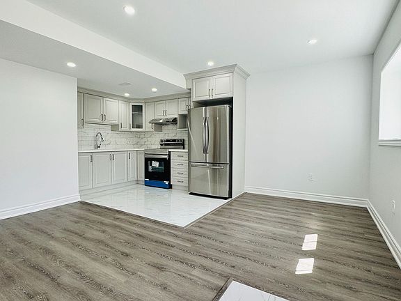 2nd image of 105 Auckland Dr