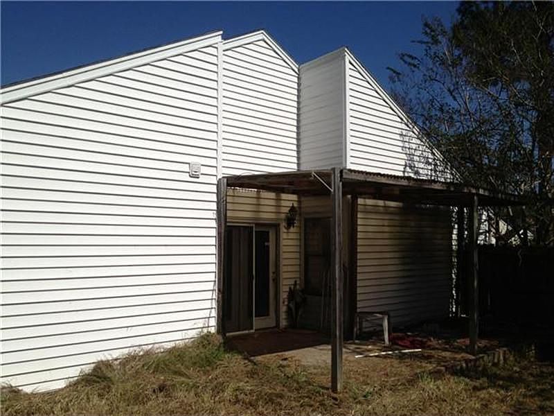2nd image of 142 Lancashire Rd