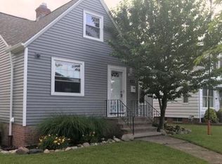 6168 Wareham Rd, Parma, OH 44129