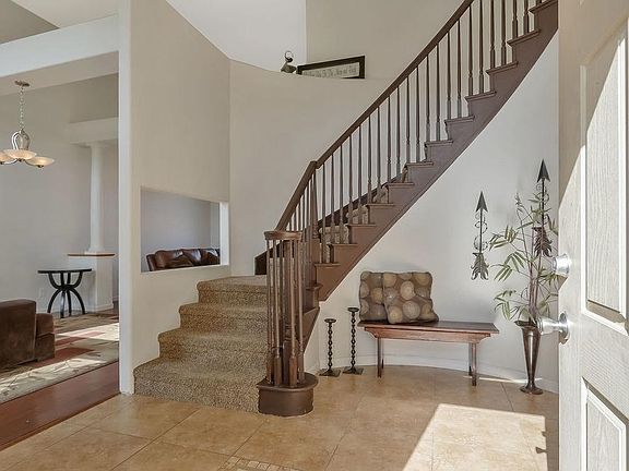 4th image of 2065 Pepperdine Dr