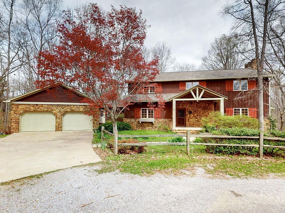 1st image of 82 Woodridge Ln