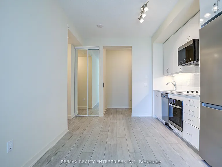 38 Annie Craig Dr #3707 — Photo 8
