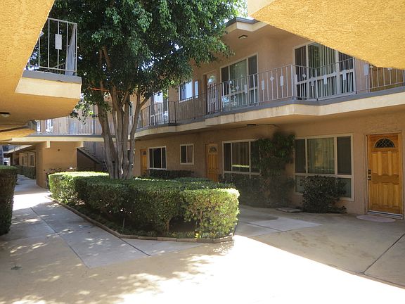 3rd image of 8960 Orion Ave APT 23