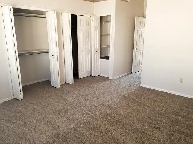 2163 Austrian Way — Photo 7