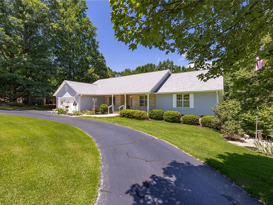 1st image of 429 Burns Mill Rd