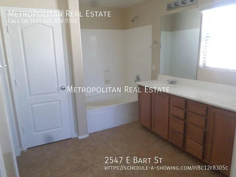 2547 E Bart St — Photo 10