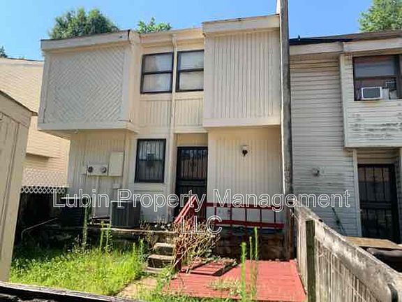 2nd image of 5618 Clarke Address Dr