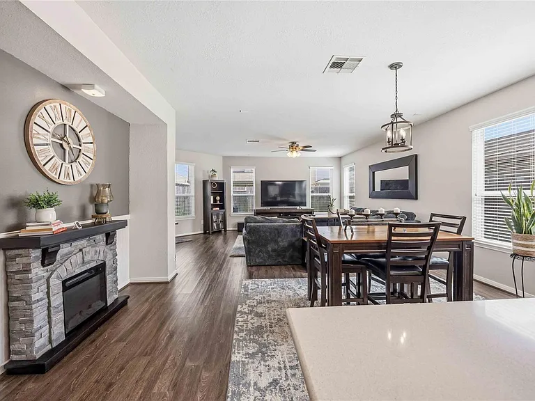 20810 Cullen Ranch Rd — Photo 8