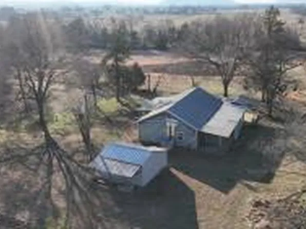1451 Union Rd, Paris, AR 72855