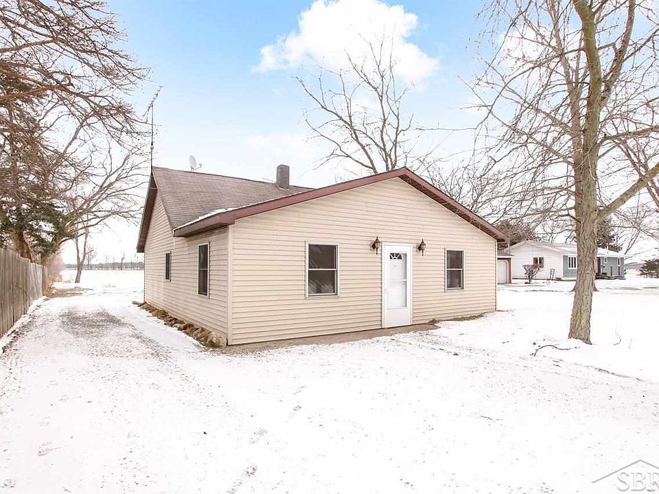 1555 S Hemlock Rd, Hemlock, MI 48626 Zillow