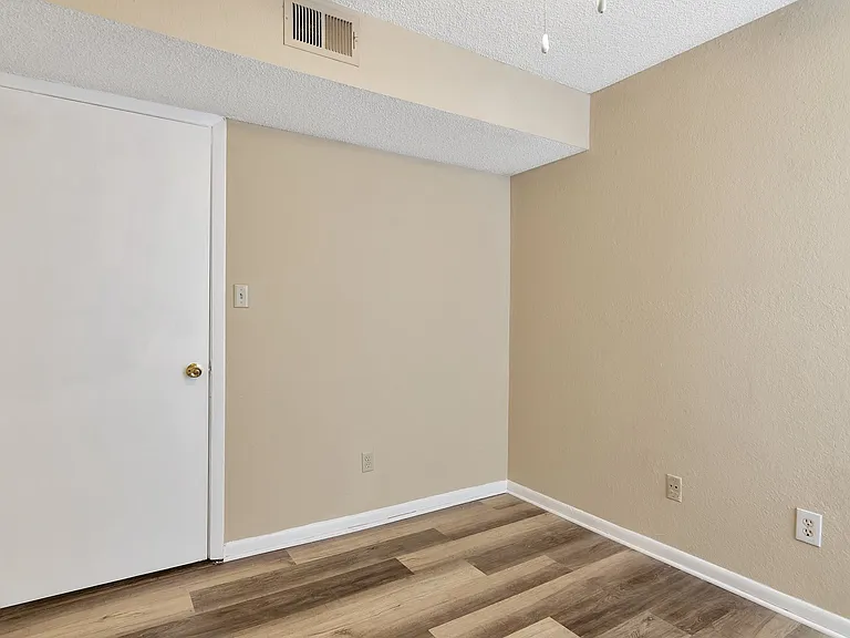 10-web-or-mls-QP--10_12212023