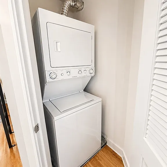 491 Dutton St #505 — Photo 4