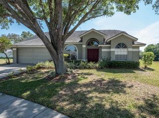 9623 Glenox Ln, Riverview, FL 33569